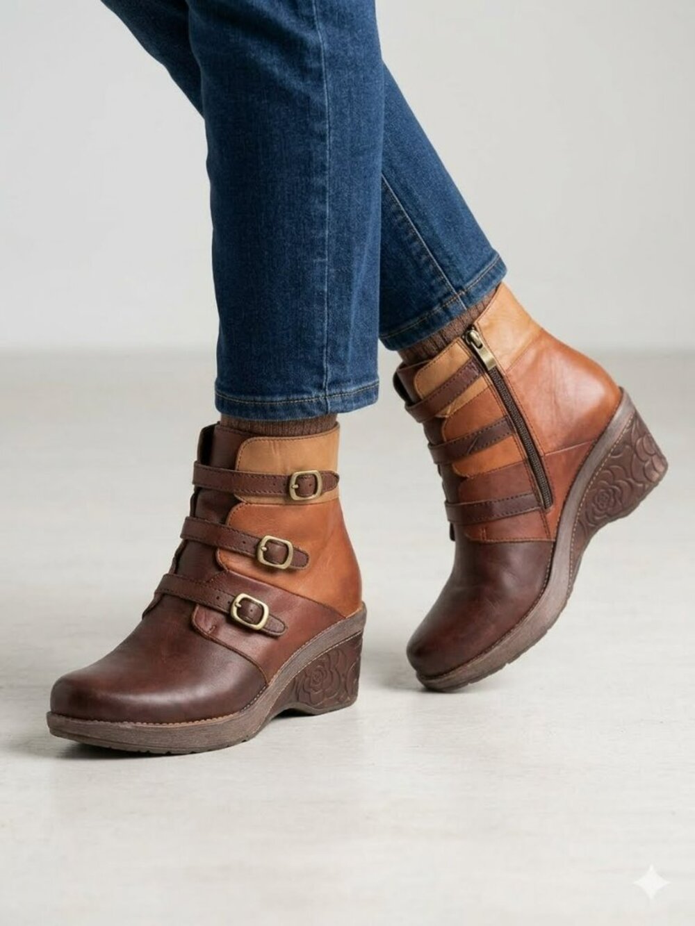 L'Artiste Graphic Brown Multi Strap Leather Wedge Ankle Booties sz37